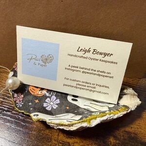 Handcrafted Oyster Keepsake with a Halloween and Floral Design